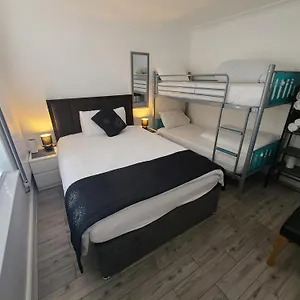 Gatwick Rooms-travel Service-airport Parking Homestay